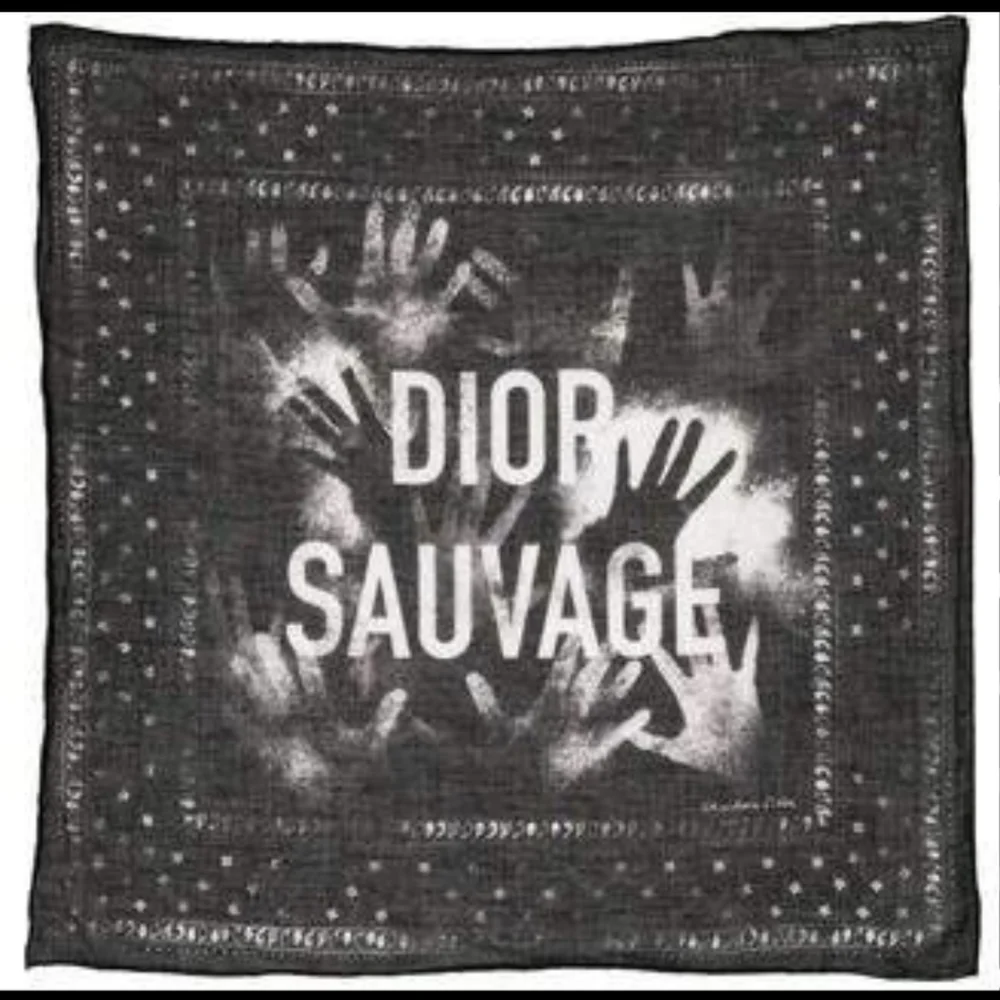 Dior Sauvage Scarf : 60% off retail price